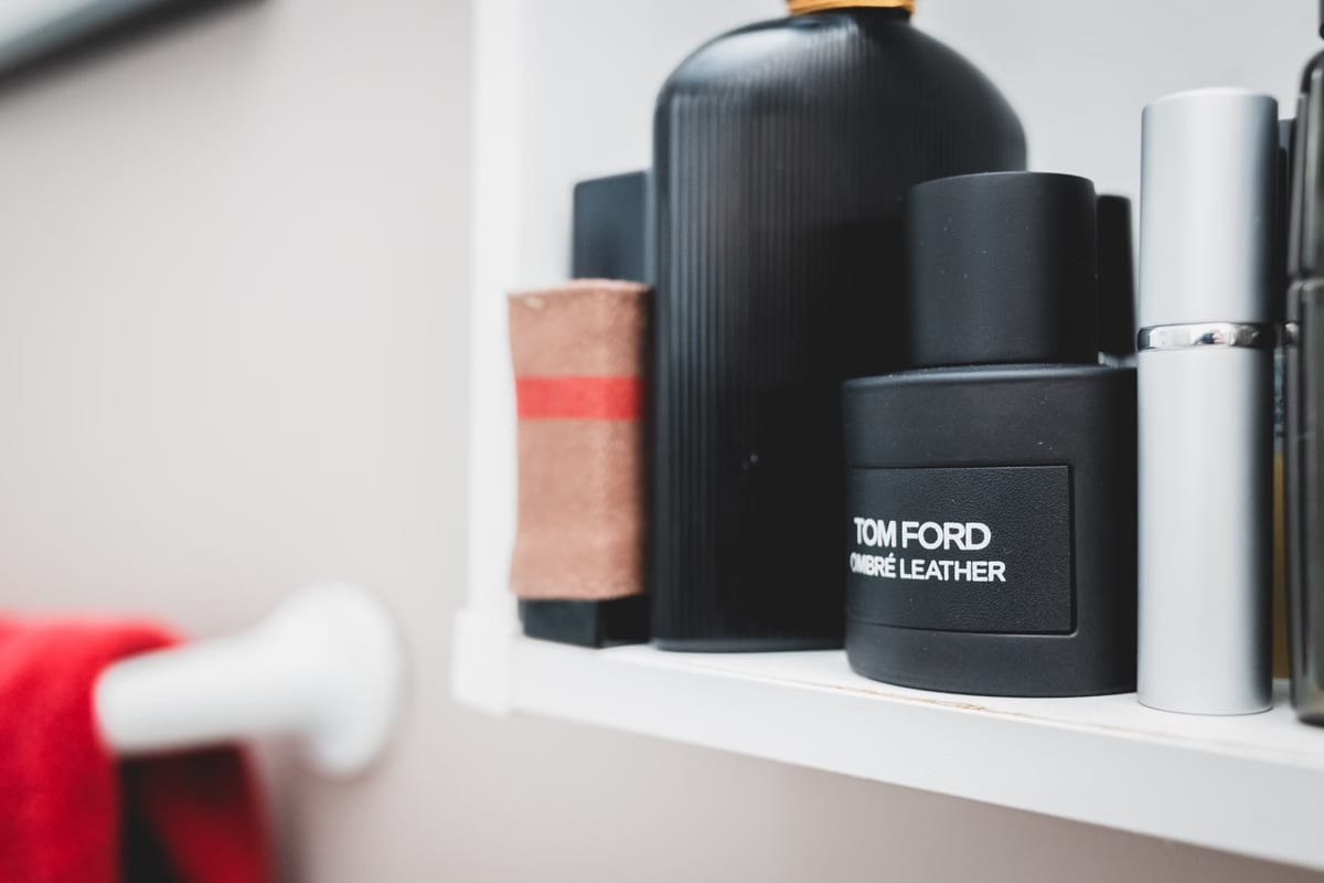  Les 5 meilleurs parfums pour hommes qui vous donneront un coup de fouet et vous laisseront une odeur irrésistible