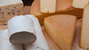  Fromagers locaux Camargue : circuit gourmand authentique